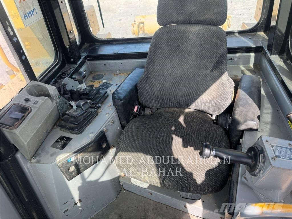 CAT D8RLRC Vikšriniai buldozeriai