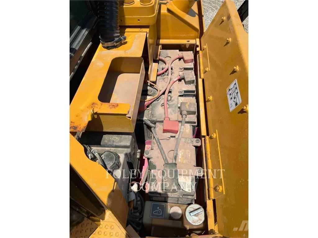 CAT D8T Vikšriniai buldozeriai