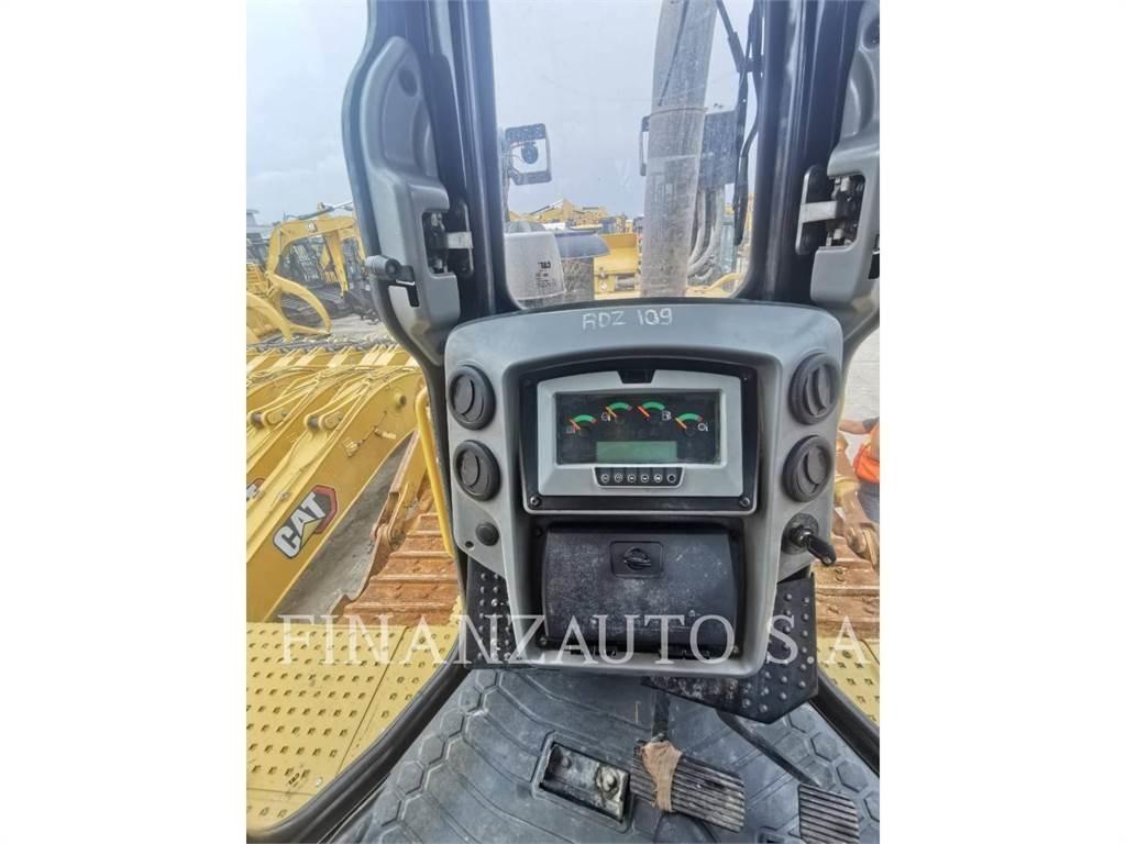 CAT D8T Vikšriniai buldozeriai