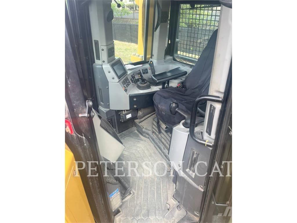 CAT D8T Vikšriniai buldozeriai