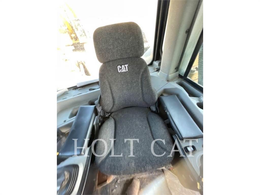 CAT D8T Vikšriniai buldozeriai