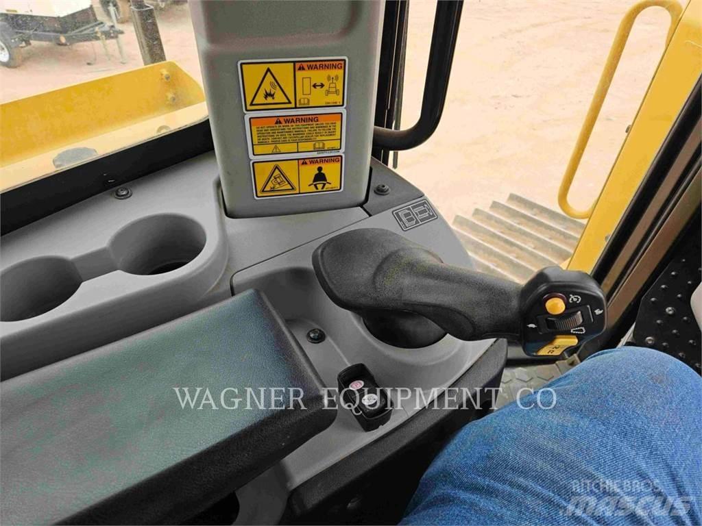 CAT D8T AW Vikšriniai buldozeriai
