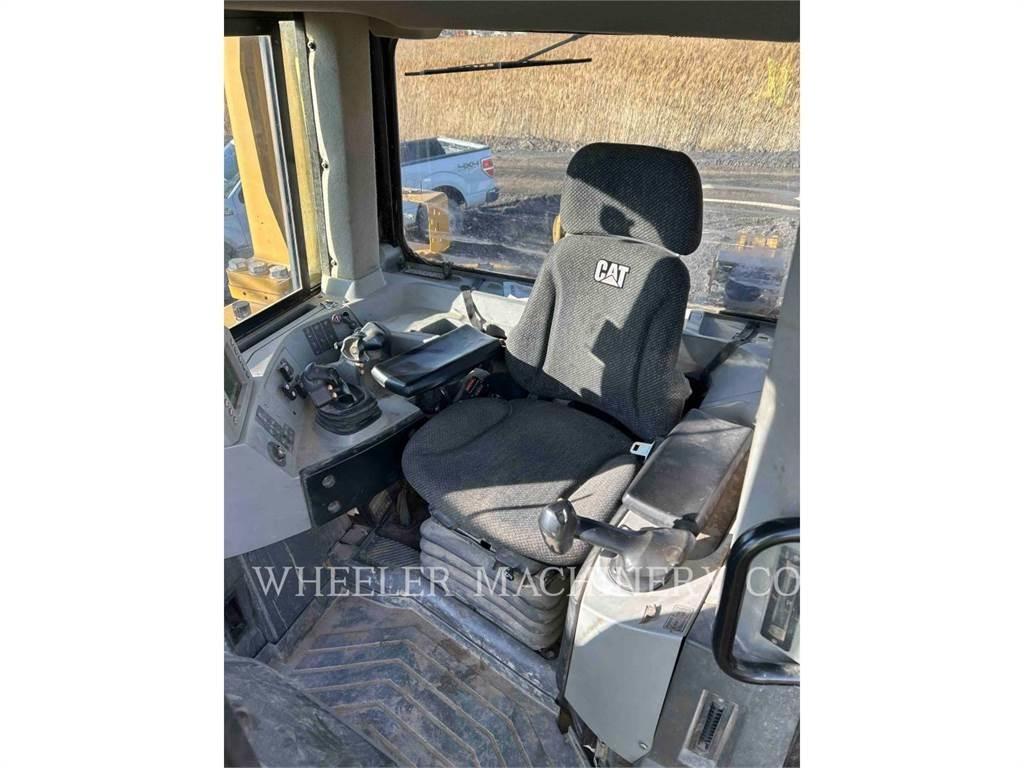CAT D8T SU Vikšriniai buldozeriai
