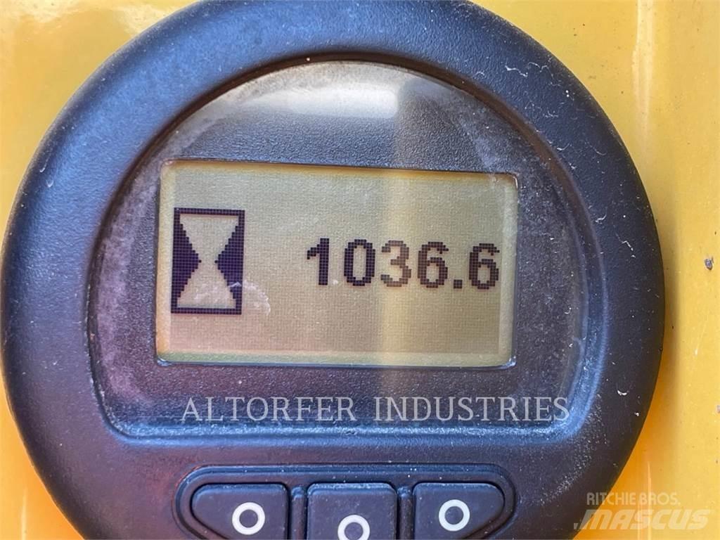 CAT D8T W Vikšriniai buldozeriai