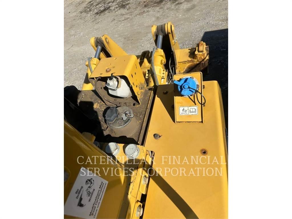 CAT D9T Vikšriniai buldozeriai