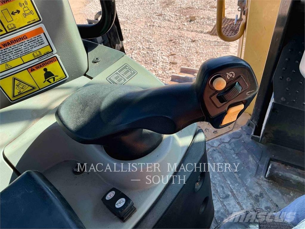 CAT D9T Vikšriniai buldozeriai