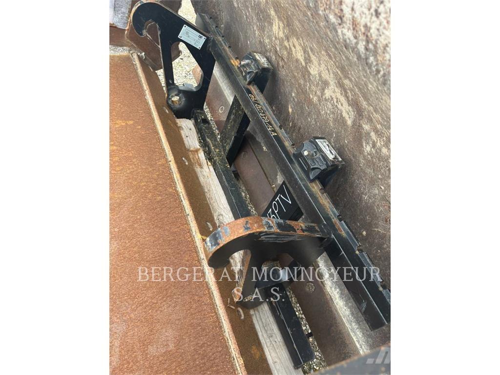 CAT FOURCHE 906 Statyba - Kita