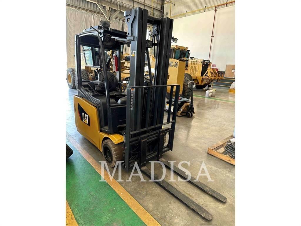 CAT LIFT TRUCKS 2ET4000 Šakiniai krautuvai - Kita