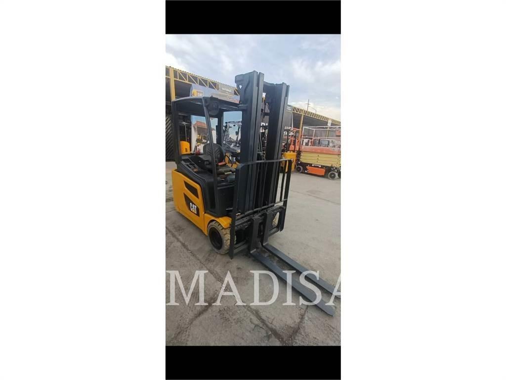 CAT LIFT TRUCKS 2ET4000 Šakiniai krautuvai - Kita