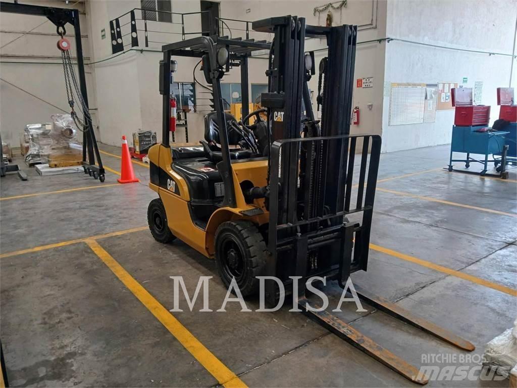 CAT LIFT TRUCKS DP25NM Šakiniai krautuvai - Kita
