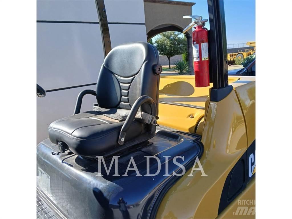 CAT LIFT TRUCKS DP50NM Dyzeliniai krautuvai