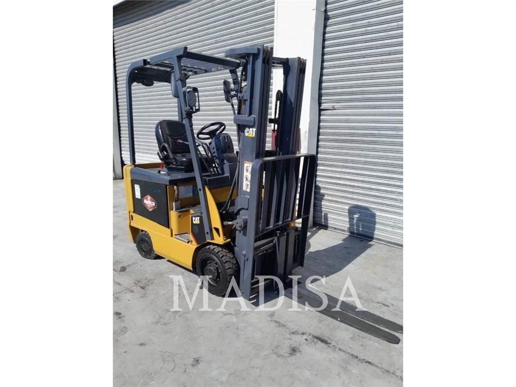 CAT LIFT TRUCKS E3500 Šakiniai krautuvai - Kita