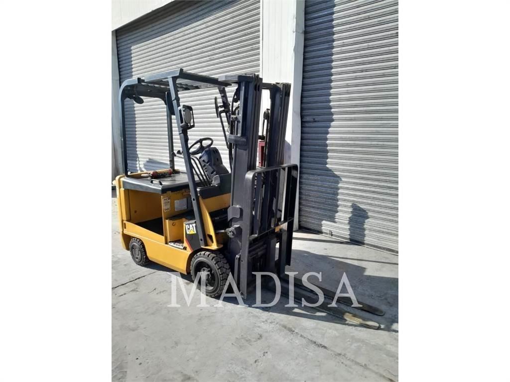 CAT LIFT TRUCKS E3500-AC Šakiniai krautuvai - Kita