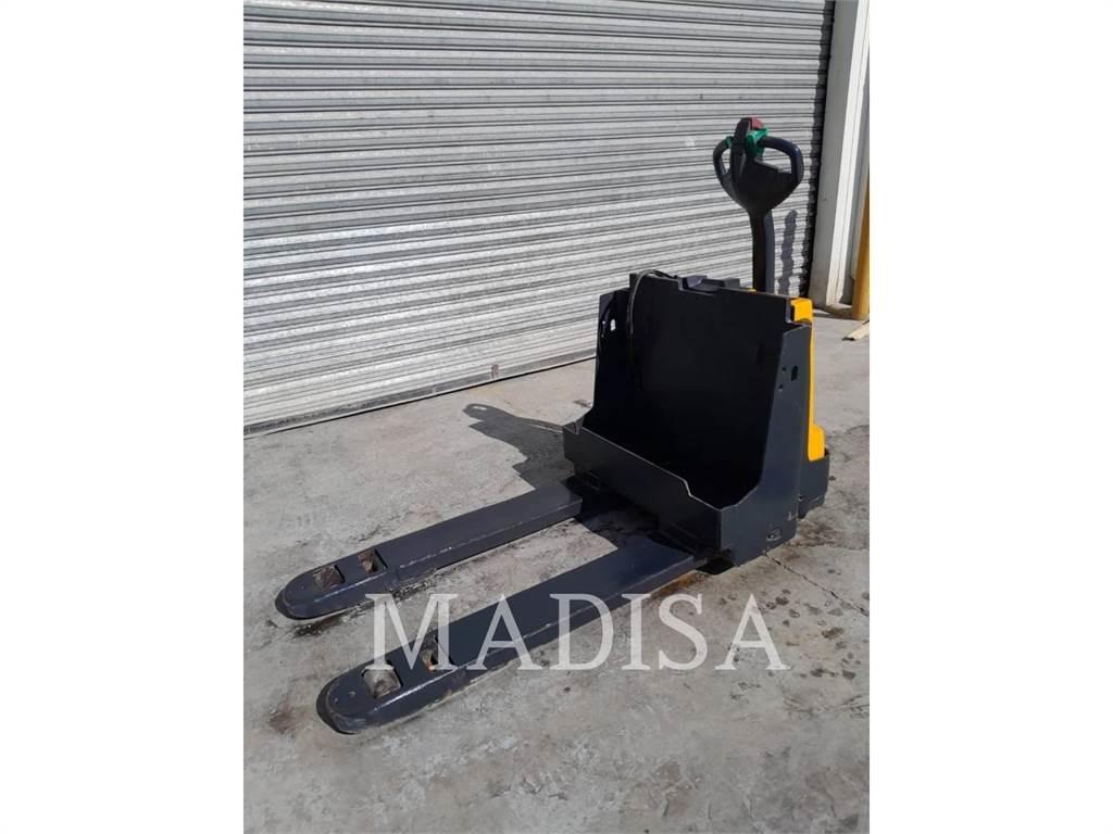 CAT LIFT TRUCKS EJE120E Golfo vežimėliai