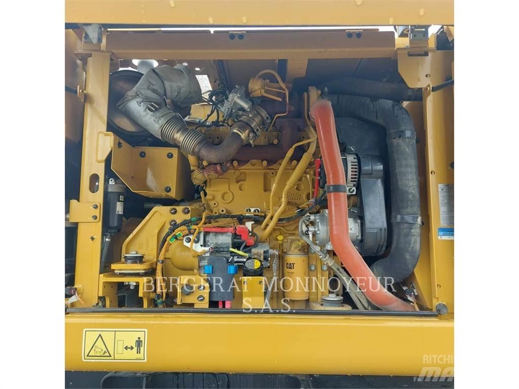 CAT M315 Ratiniai ekskavatoriai