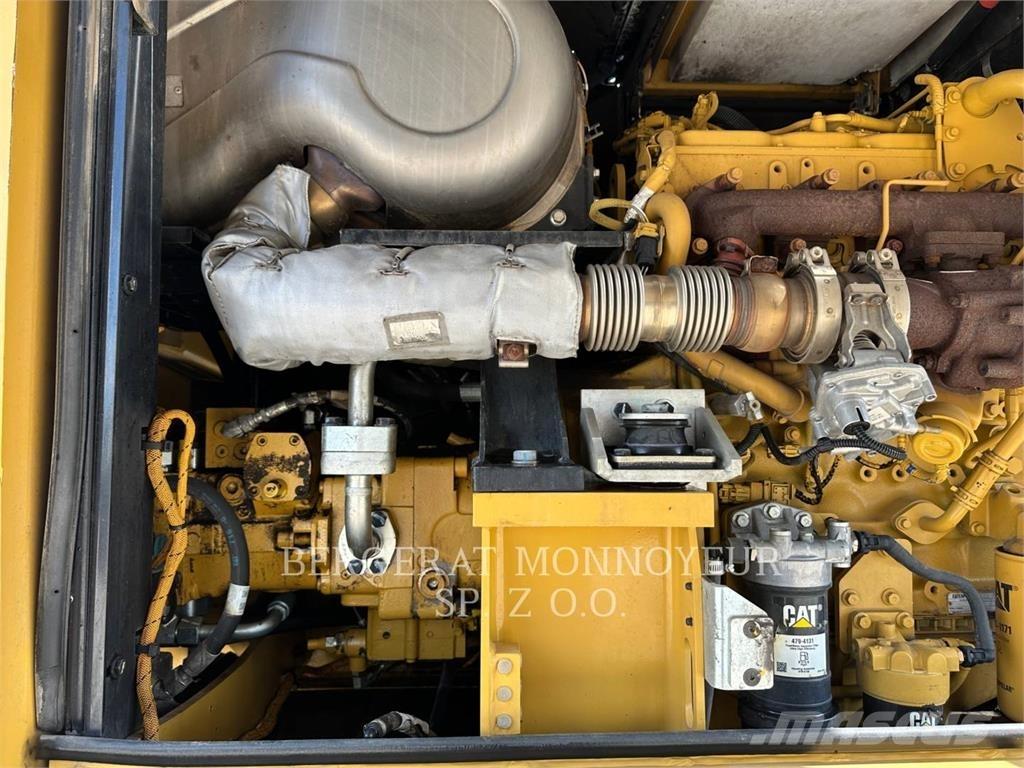 CAT M318F Ratiniai ekskavatoriai