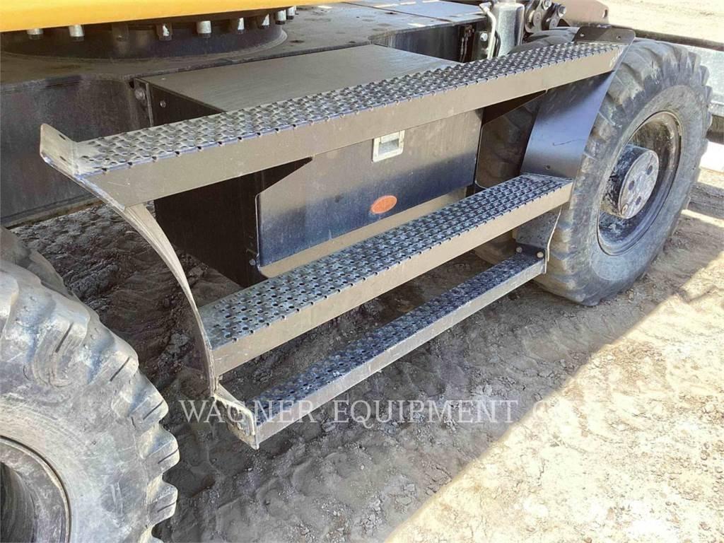 CAT M318F Ratiniai ekskavatoriai