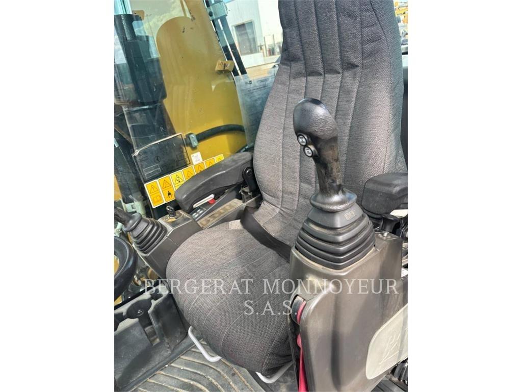 CAT M318F IVC Ratiniai ekskavatoriai