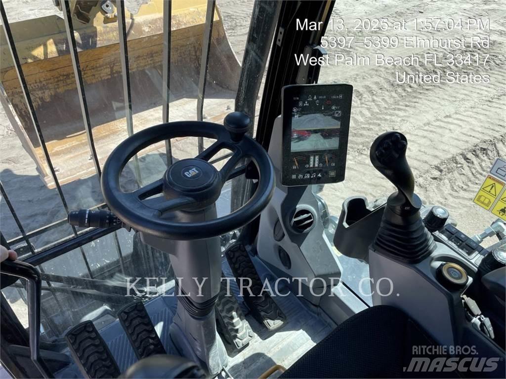 CAT M320 Ratiniai ekskavatoriai