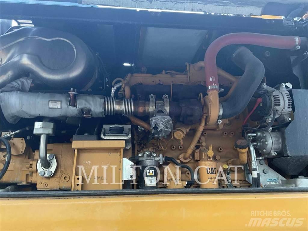 CAT M320F Ratiniai ekskavatoriai