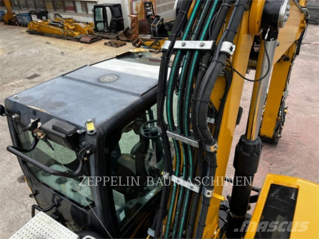 CAT M320F Ratiniai ekskavatoriai