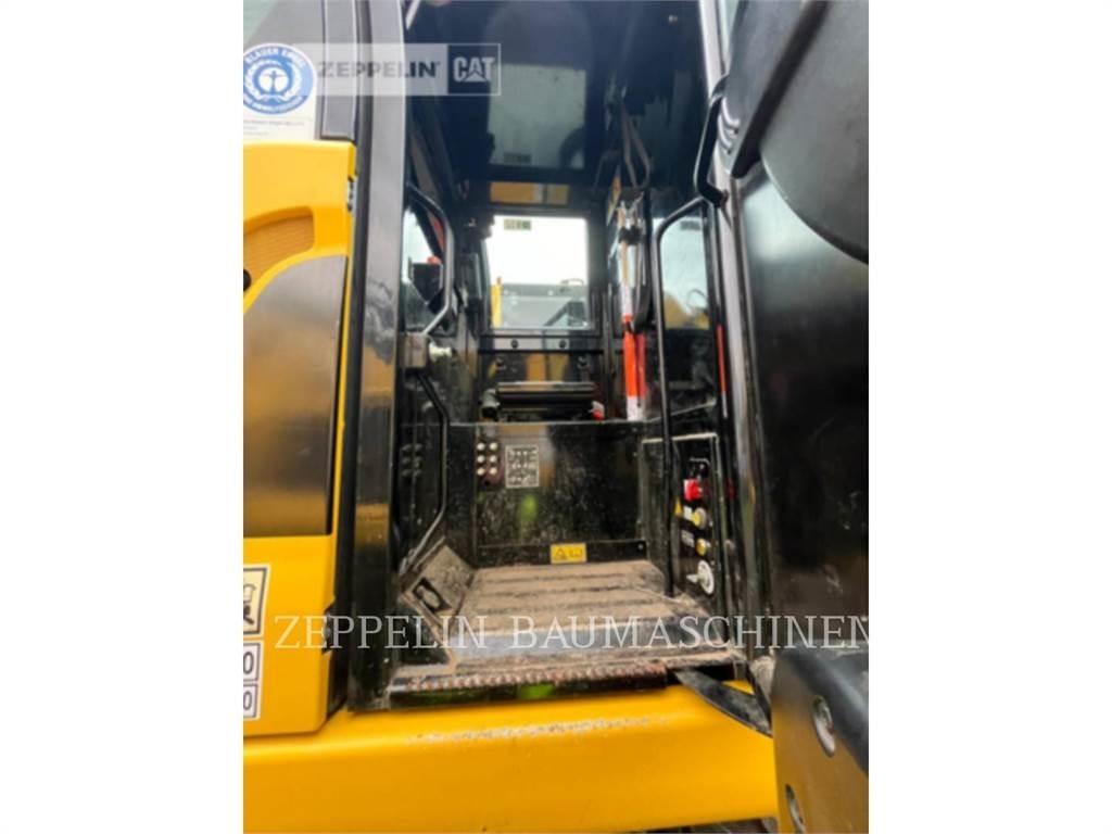 CAT M323F Ratiniai ekskavatoriai