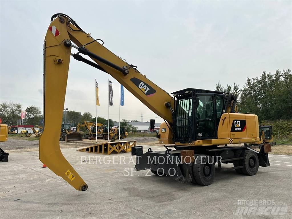 CAT MH3022 Ratiniai ekskavatoriai
