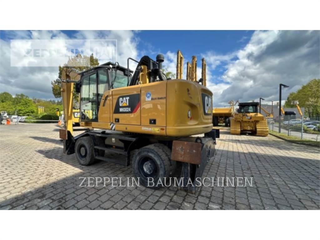 CAT MH3024-06C Griovimo ekskavatoriai