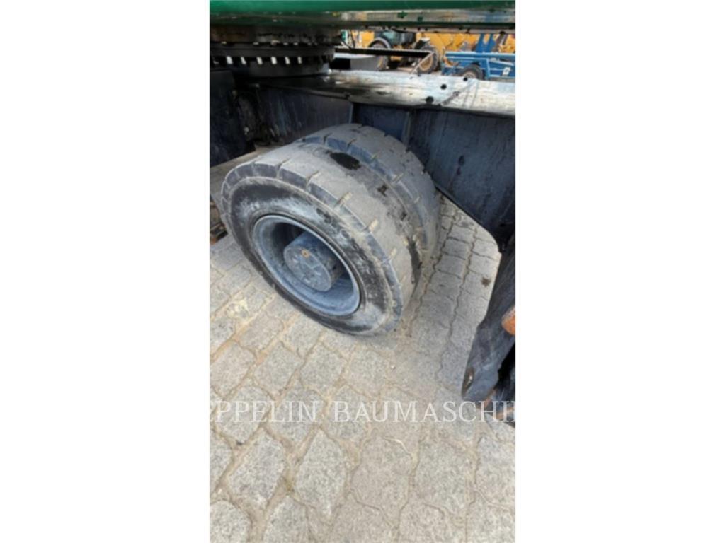 CAT MH3024-06C Griovimo ekskavatoriai
