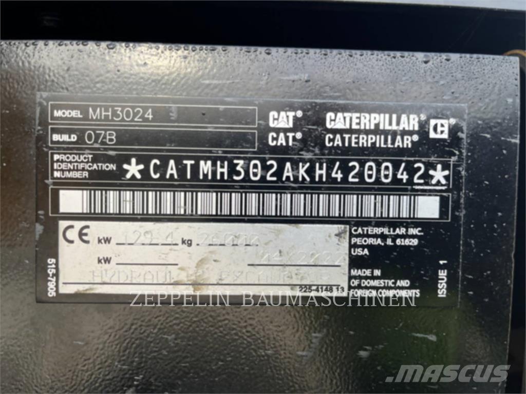 CAT MH3024-07A Griovimo ekskavatoriai