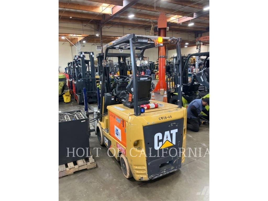 CAT MITSUBISHI EC30N2 Elektriniai šakiniai krautuvai