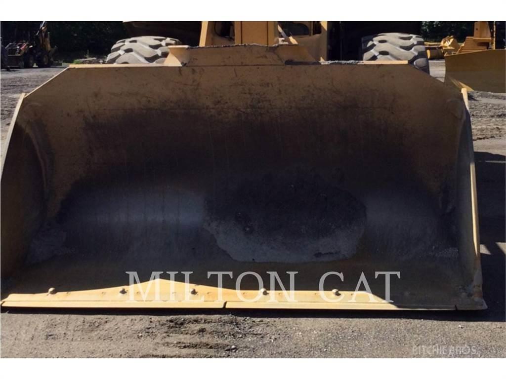 CAT PIN-ON 950 BUCKET Kaušai