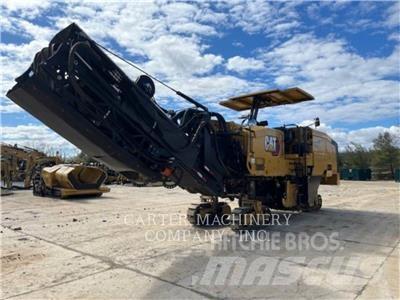 CAT PM822 Asfalto šalto frezavimo technika