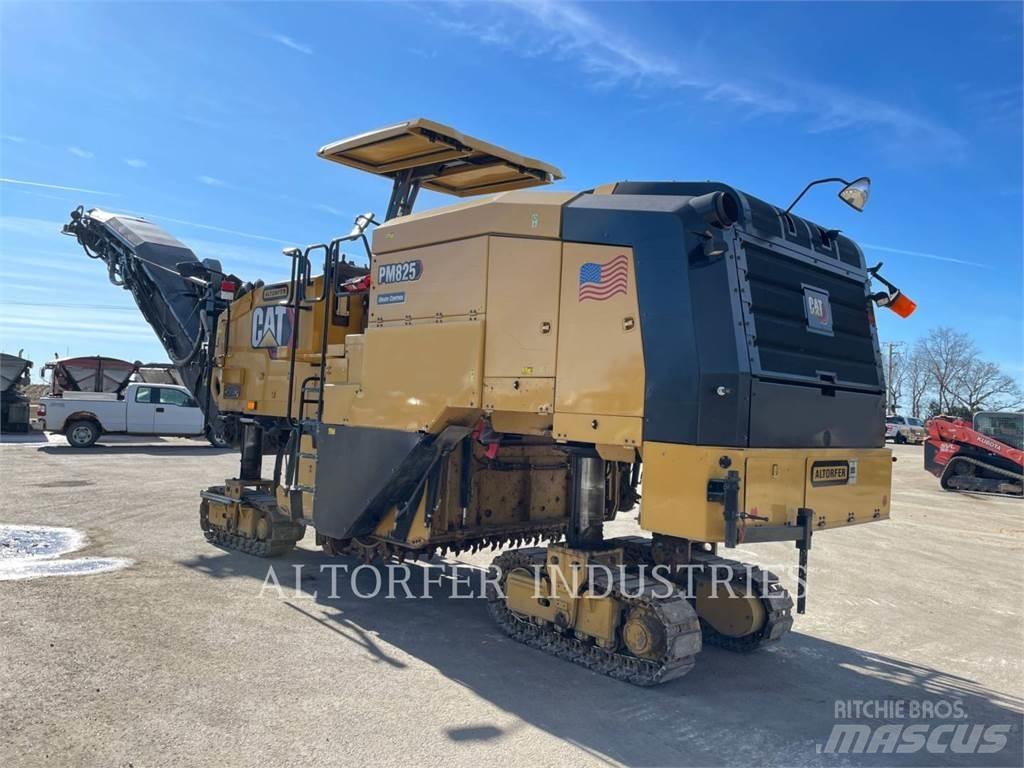 CAT PM825 Asfalto šalto frezavimo technika
