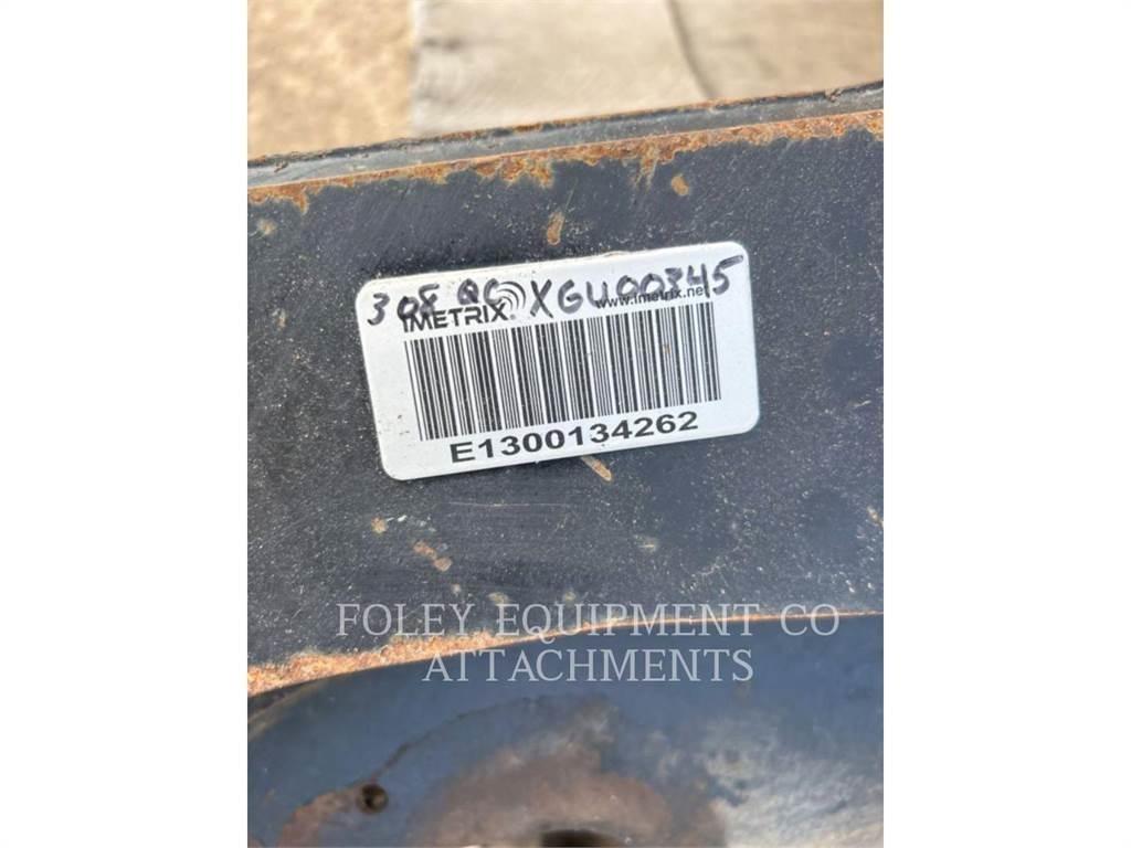 CAT QC308 Vikšriniai ekskavatoriai