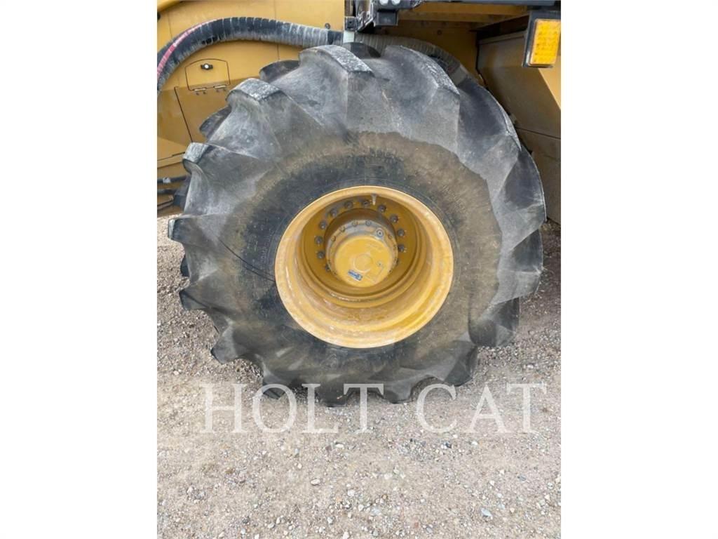 CAT RM400 Asfalto perdirbimo technika