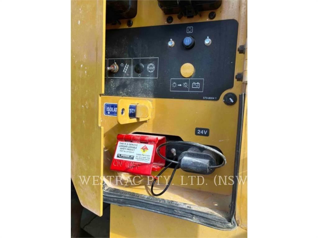 CAT RM400 Asfalto perdirbimo technika