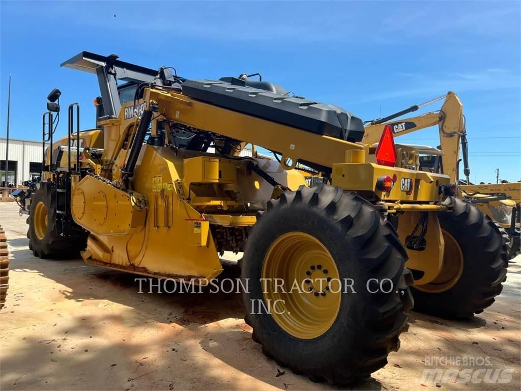CAT RM400 Asfalto perdirbimo technika