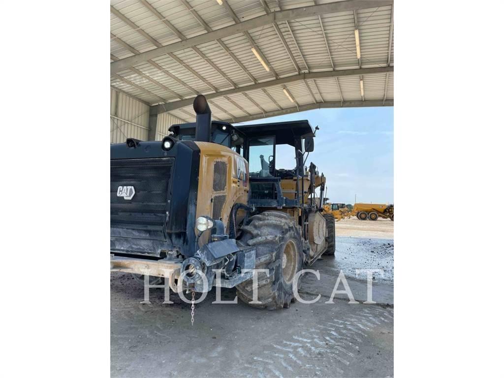 CAT RM400 Asfalto perdirbimo technika
