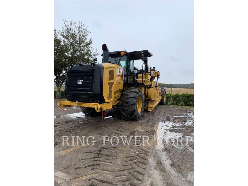 CAT RM400 Asfalto perdirbimo technika