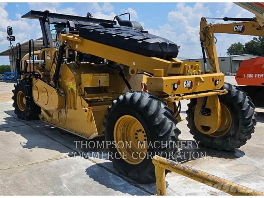 CAT RM400 Asfalto perdirbimo technika