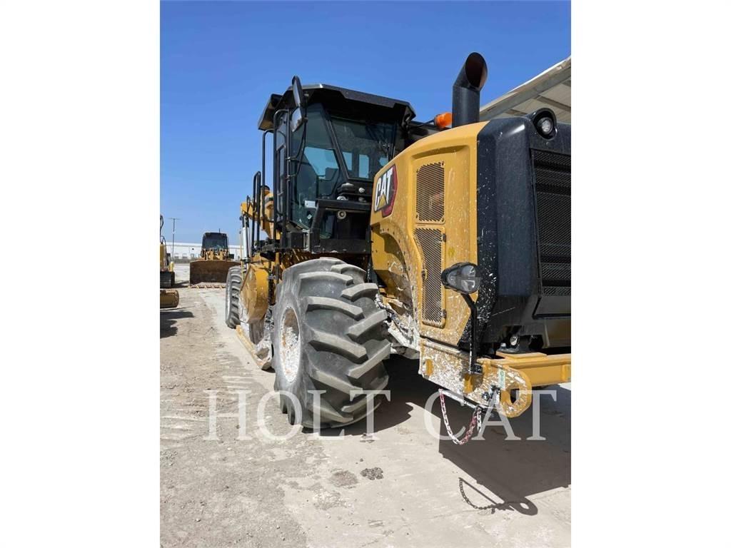 CAT RM400 CAB Asfalto perdirbimo technika