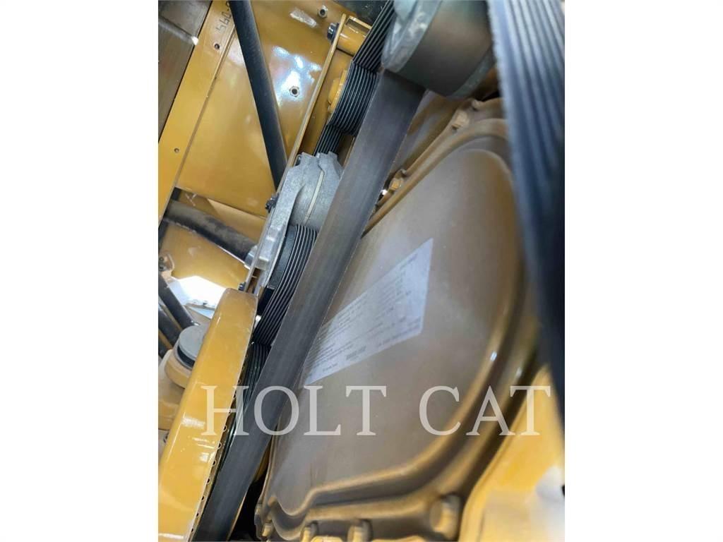 CAT RM400 CAB Asfalto perdirbimo technika