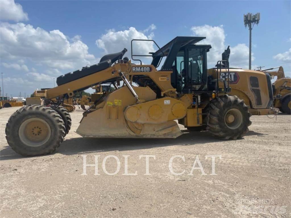 CAT RM400 CAB Naudoti ratiniai krautuvai
