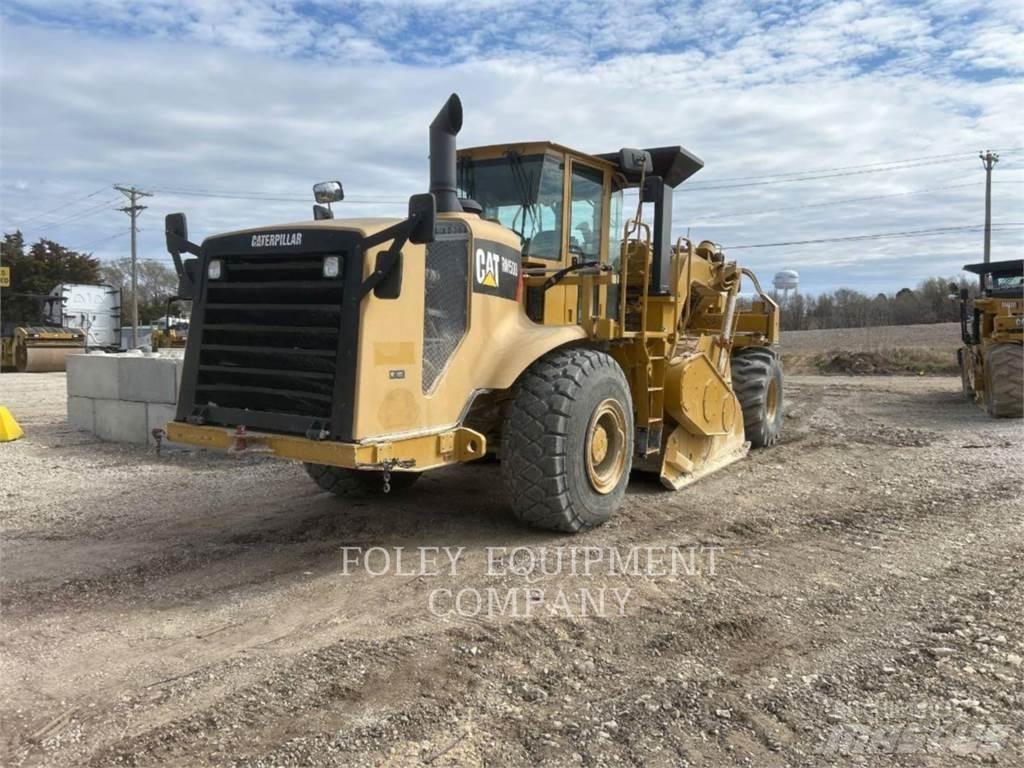 CAT RM500 Asfalto klotuvai