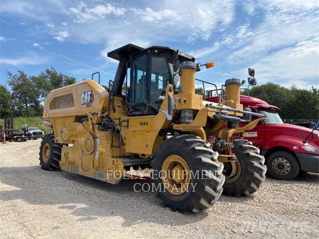 CAT RM600-01 Asfalto klotuvai