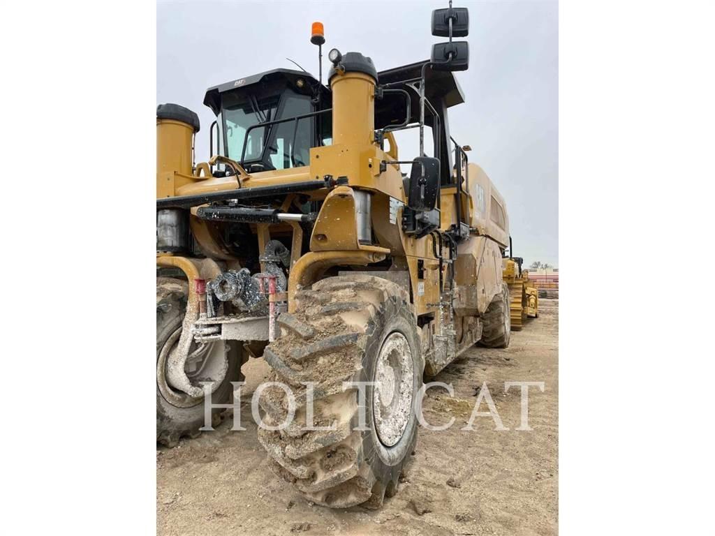 CAT RM600 CAB Asfalto perdirbimo technika