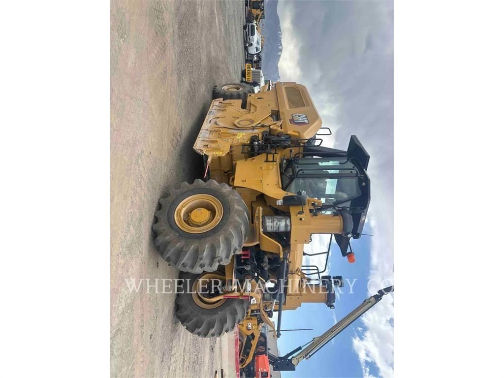 CAT RM800 Asfalto perdirbimo technika