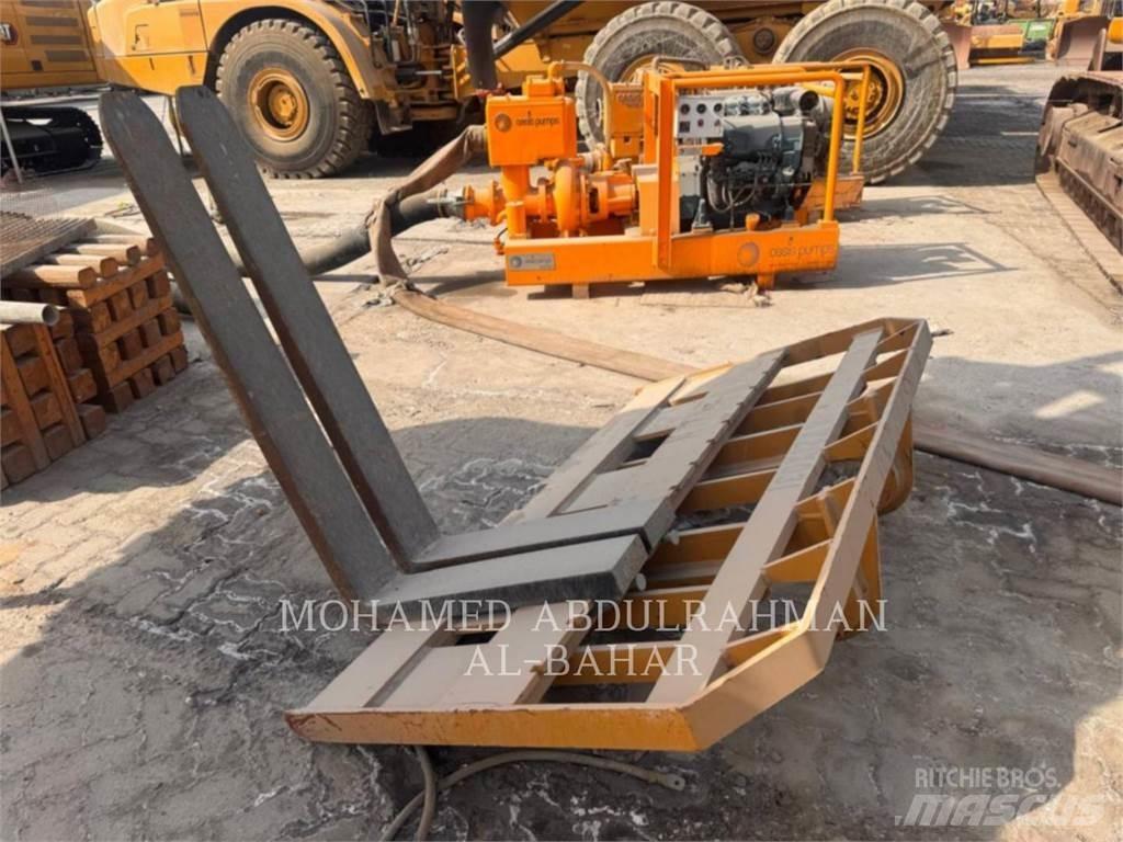 CAT SEM655D Naudoti ratiniai krautuvai