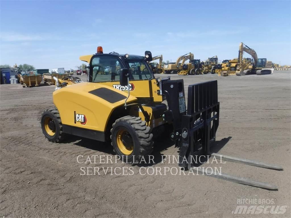 CAT TH255C Teleskopiniai krautuvai